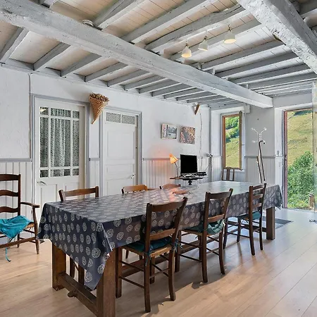 Casa De Hilhou, Vallee Du Biros Holiday home *
